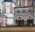 1911. Деталь входа в Борисоглебский монастырь.